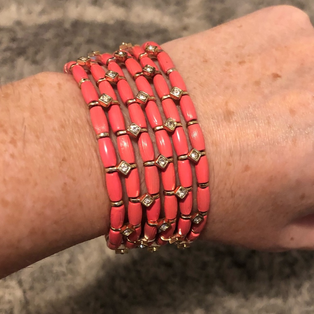 Stretchy beaded bracelet